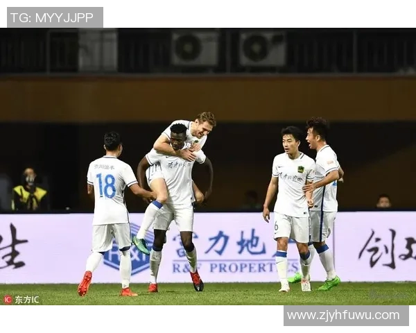 富力与智诚精彩对决全场回顾与精彩瞬间分析